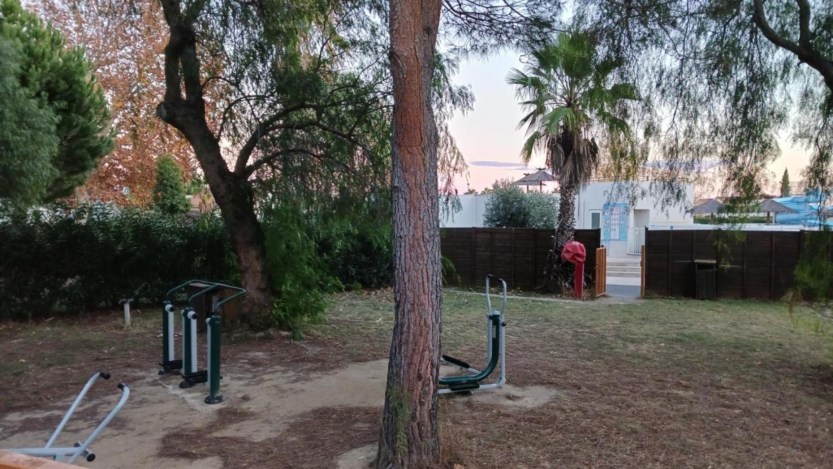 Sun Sea Camping Le Bosc Saint-Cyprien  Exteriér fotografie